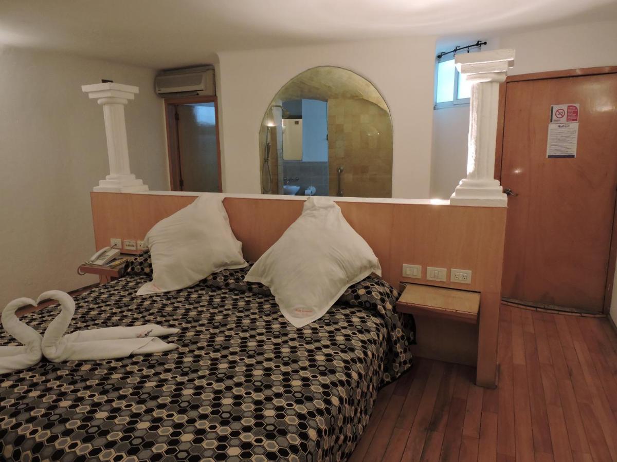 Motel Mykonos Puebla de Zaragoza Esterno foto