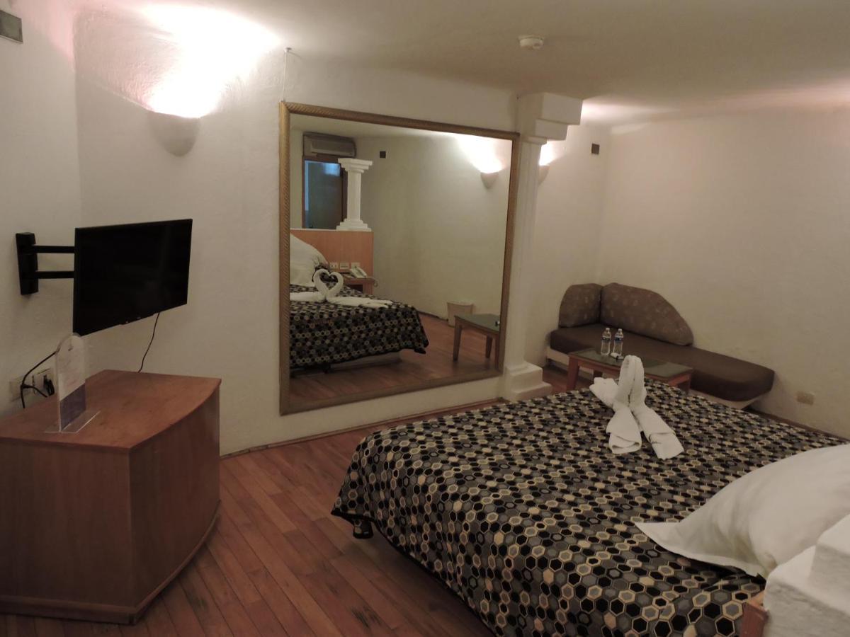 Motel Mykonos Puebla de Zaragoza Esterno foto